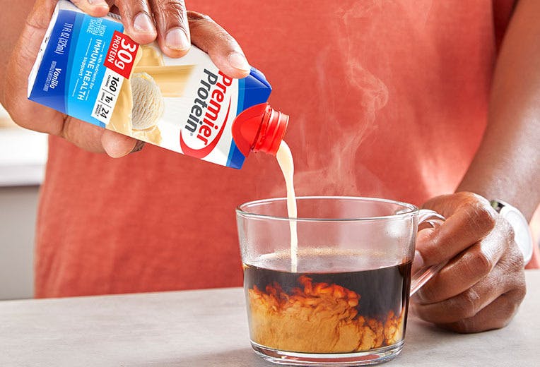 Pouring a proffee shake