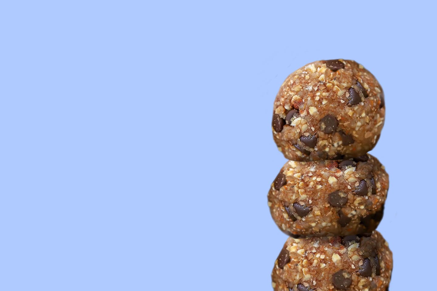 Recipe Feat Chocolate Almond Protein Energy Bites 2880x1830